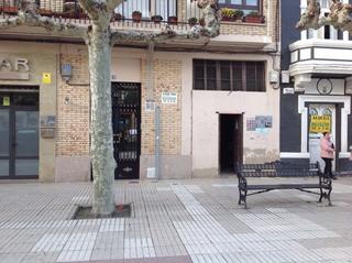 Local Comercial en Calle Juan Carlos I