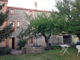 Casa  Camino campo escarza. Casa - hostal en ojacastro (la rioja)