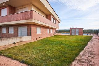 Duplex à Calle río lavilla 8