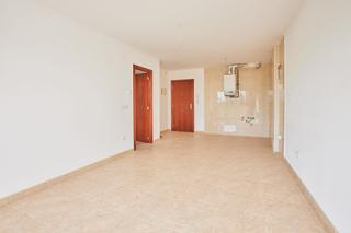 Zweistöckige Wohnung in Calle río lavilla 8