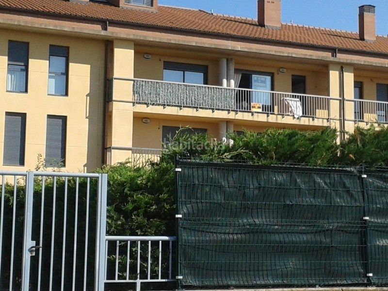 Foto 713ee040-6619-4df1-930e-bb88f82da140. Appartement dans avenida la rioja 3 dans Cirueña