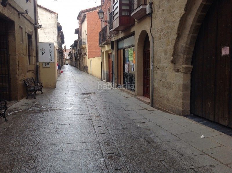 Foto 660b8190-6c6e-4367-b3e6-205cb0aabc9d. Miete geschäftsraum in Santo Domingo de la Calzada