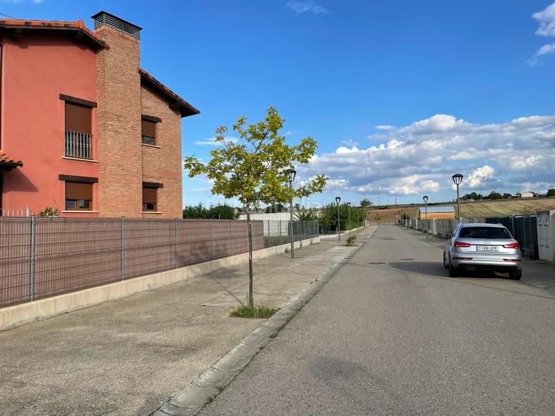 Foto daf8bc62-d6d7-4ea6-af8b-67c223507c91. Terreno residenziale in calle san bartolome 15 in Hervías