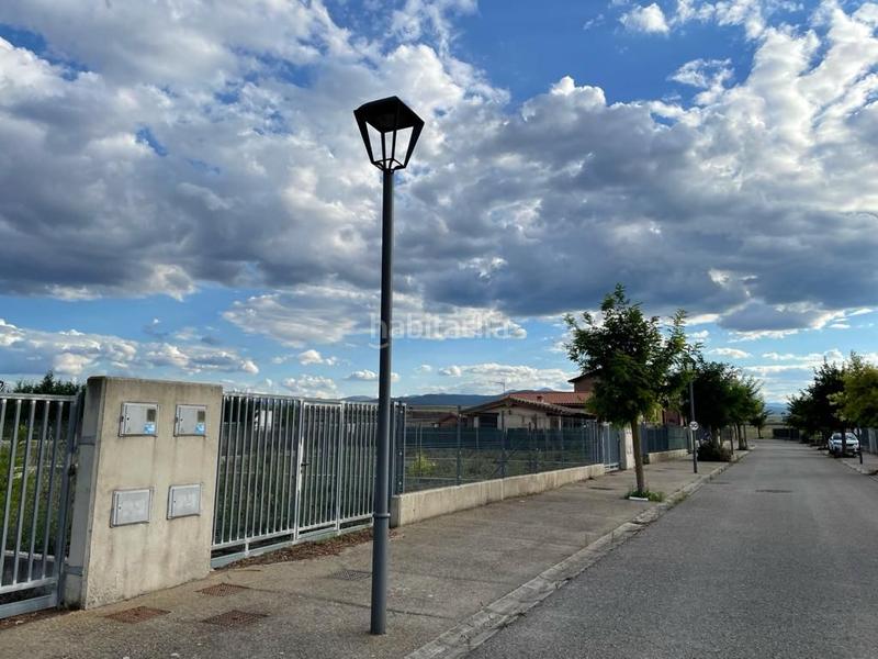 Foto a767a537-bb47-4ccf-bb13-21304d02b7b1. Terreno residenziale in calle san bartolome 15 in Hervías