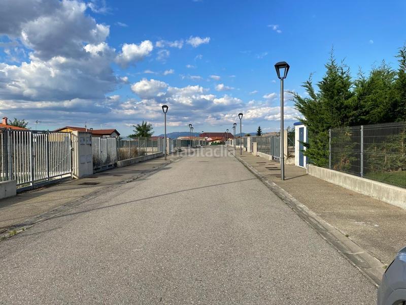 Foto 0439a2d5-b146-4453-a78f-d96398e6cf87. Terreno residenziale in calle san bartolome 15 in Hervías