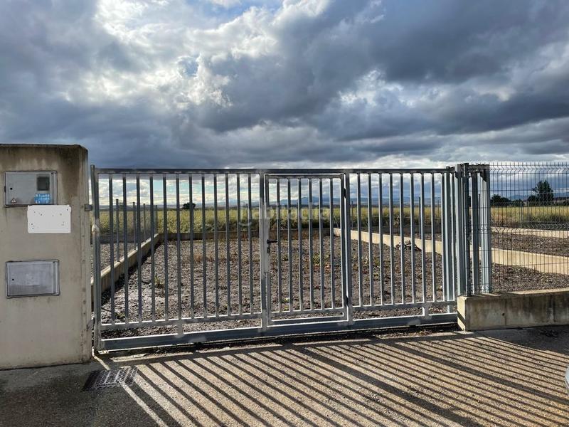 Foto 2810b28d-0c27-456b-82f2-c0fd26731c15. Terreno residenziale in calle san bartolome 15 in Hervías