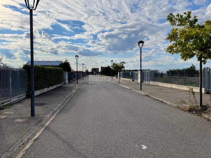 Foto 768deafd-c6bd-4af0-bd70-6554b699ffa7. Terreno residenziale in calle san bartolome 15 in Hervías