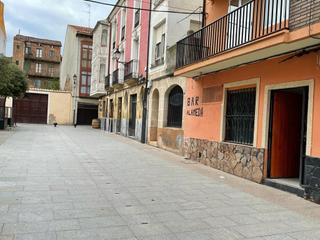 Local Comercial a Calle la alameda 3