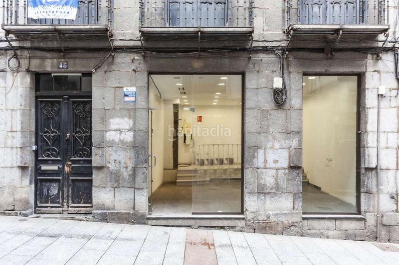 Foto 586c6f6e-9758-483d-9995-34fb637700ed. Affitto locale commerciale in Hernani