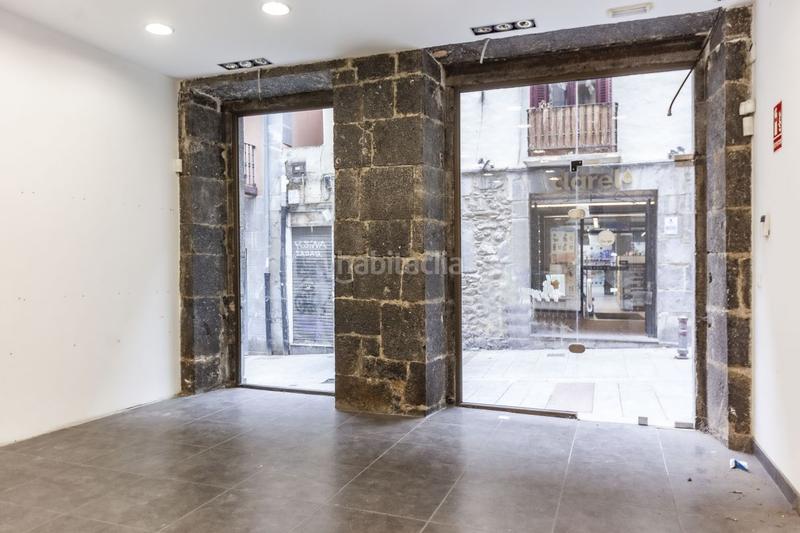 Foto 788ad61a-2900-403d-974d-8f70a2f3c72f. Lloguer local comercial a Hernani