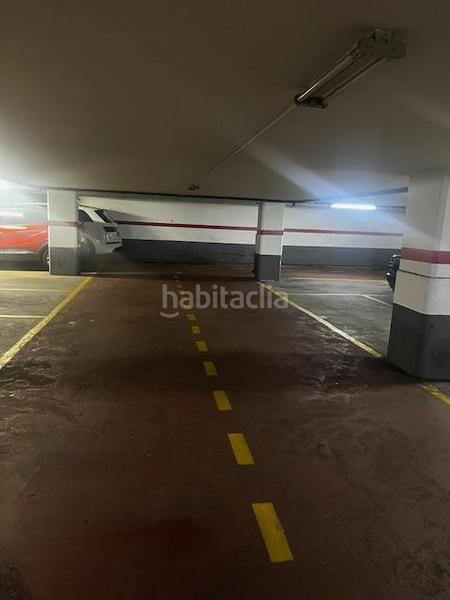 Foto b2adbdba-c4b4-45f0-8708-ede0a27b5aa0. Rent car parking in Gros Donostia - San Sebastián