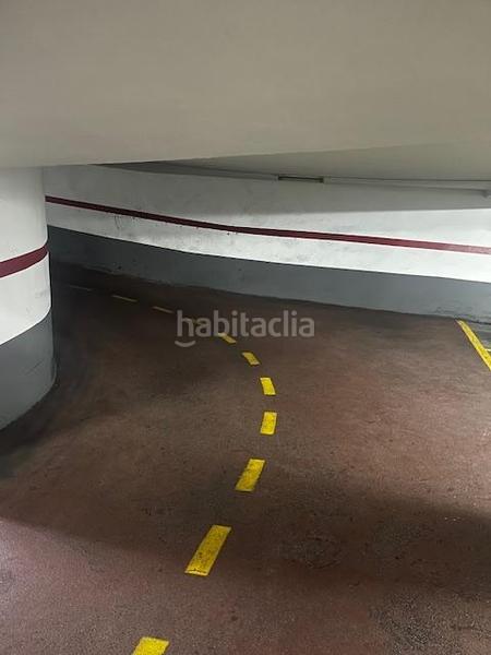 Foto f3266725-02b7-4181-990d-f0473aaeee1c. Rent car parking in Gros Donostia - San Sebastián