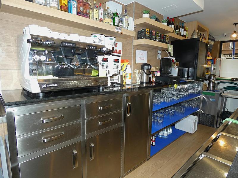 Foto 409fe535-9cde-42a4-a787-e064f5980e9f. Alquiler local comercial bar en rontegui en Centro Barakaldo