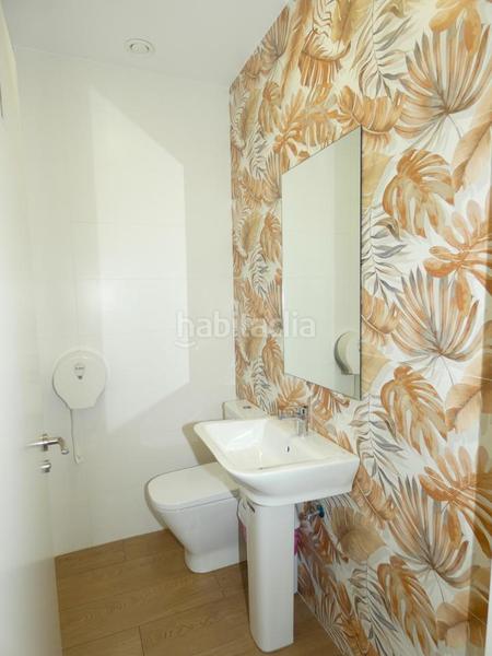 Foto 4907b4f9-5713-4cf9-bdec-81fb7747d9f8. Lloguer local comercial a Centro Barakaldo