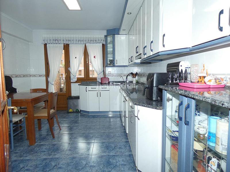 Foto aa0fd93a-af6c-46e2-a7ba-b372d4a73fff. Piso  en rontegui en Rontegui-Pormetxeta Barakaldo