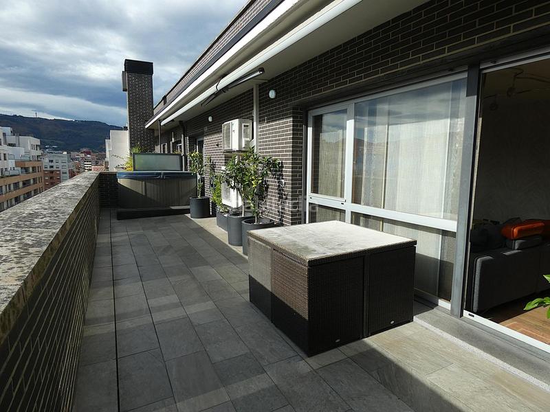 Foto fbbf66f6-5b00-4d78-99ec-c6f7561ea39c. Appartamento con riscaldamento parcheggio in Lasesarre Barakaldo