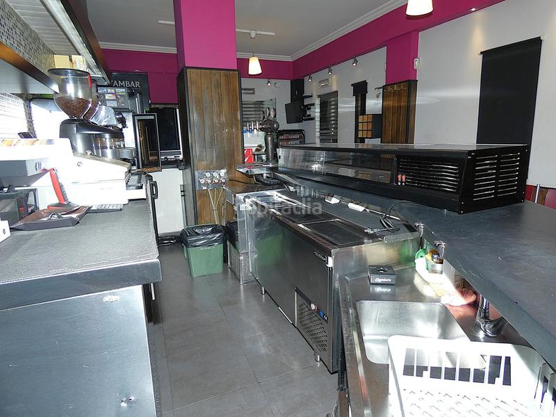 Foto da8b975e-51e7-4cb4-9044-02af56cc6841. Alquiler local comercial cafetería en arteagabeitia en Barakaldo