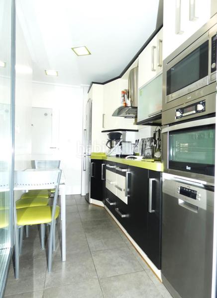 Foto 1e6ef02d-c40e-4e06-b9bb-1a624bdd137b. Etagenwohnung mit heizung parking in Lutxana - Llano Barakaldo