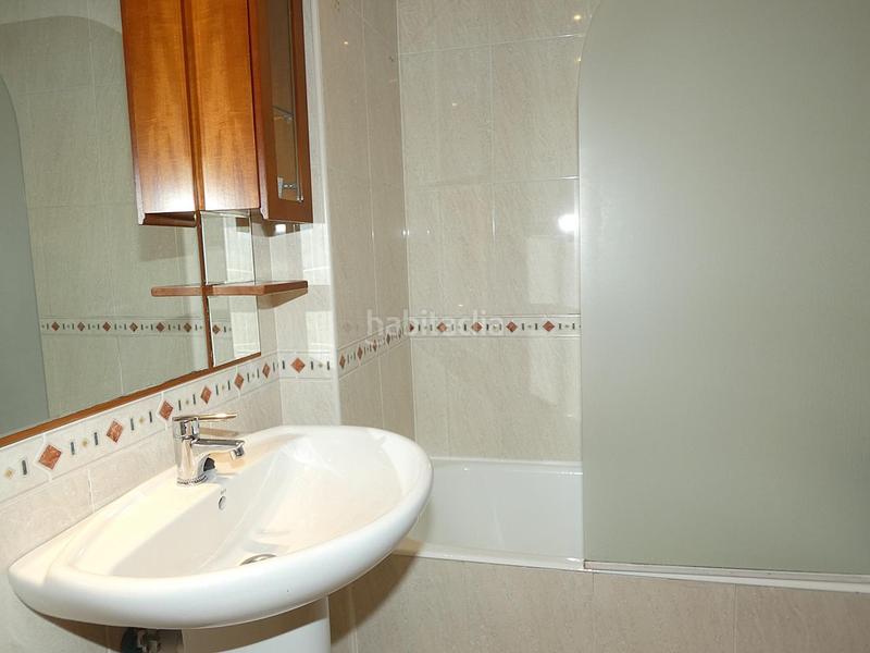 Foto 97005b88-33ec-46fd-b7ea-b20a2828981e. Etagenwohnung mit heizung parking in Lasesarre Barakaldo