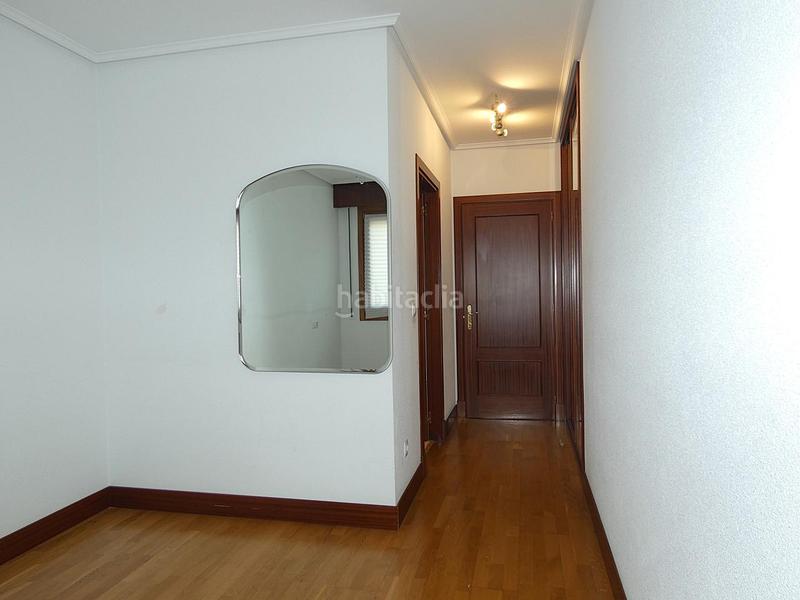 Foto f4e862cd-695d-4d08-a3da-af4a8b225a7d. Etagenwohnung mit heizung parking in Lasesarre Barakaldo