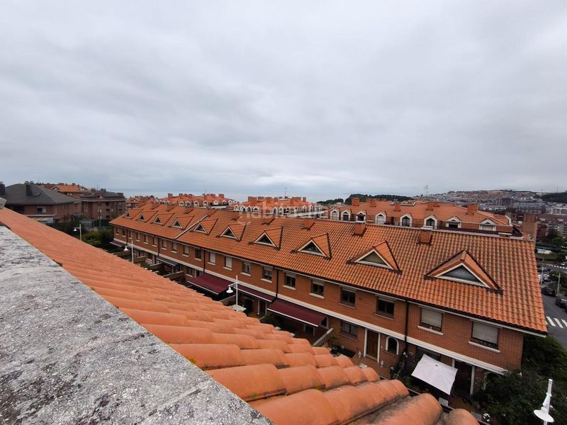 Foto 634bd1f3-0adf-4224-b7f3-68c93f7511b1. Casa adossada amb calefacció aparcament a Brazomar Castro - Urdiales