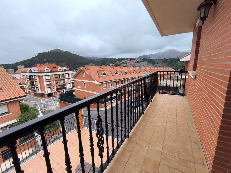 Foto 9607110e-e805-4b56-9c05-55aa84059d15. Casa adossada amb calefacció aparcament a Brazomar Castro - Urdiales