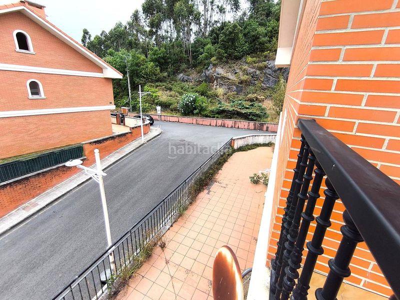 Foto d8504c85-d216-4c75-8208-a115fb629e57. Casa adossada amb calefacció aparcament a Brazomar Castro - Urdiales