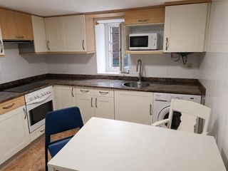 Flat in Cruces. Piso en el regato