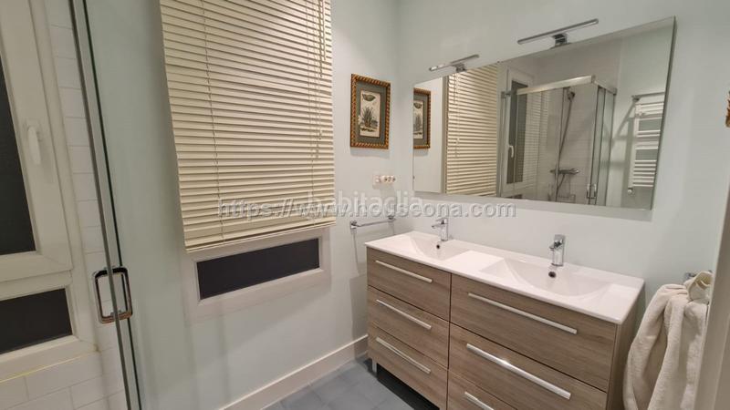 Foto c2d832a2-b38c-4e4a-bcb1-f882d7ca77fe. Location appartement avec chauffage dans Abandoibarra - Guggenheim Bilbao