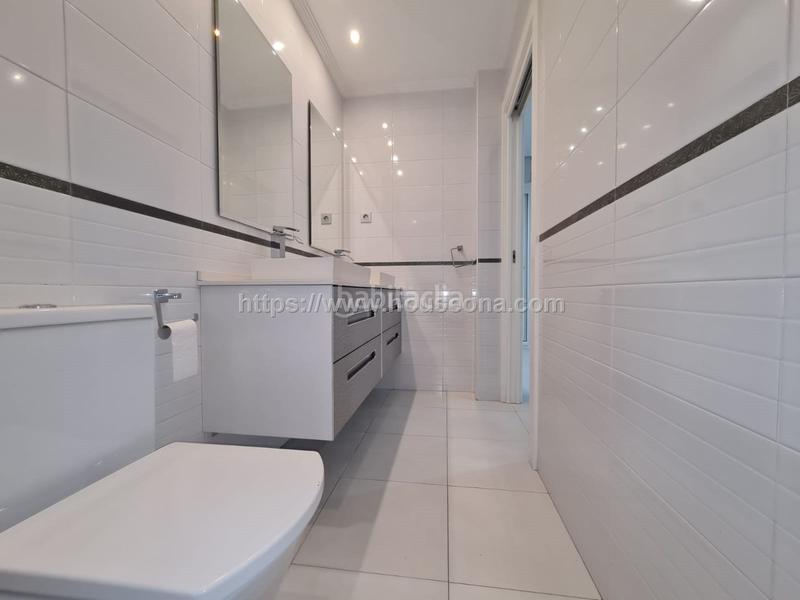 Foto 4ac1dd5a-041f-4f57-a0b8-d5d2f6e7b895. Location appartement avec chauffage dans Sabino Arana-Jesuitas Bilbao