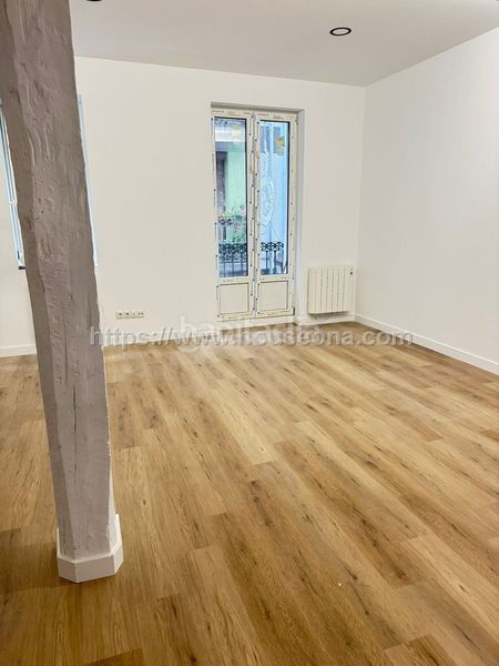 Foto e608847a-e1ad-438b-98c5-50bea7d17a06. Pis amb calefacció a Casco Viejo Bilbao