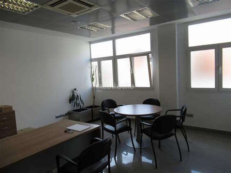 Foto 4104cd13-2745-4e82-b9cf-8d4e0213a834. Miete büro in Ensanche - Moyua - Diputación Bilbao