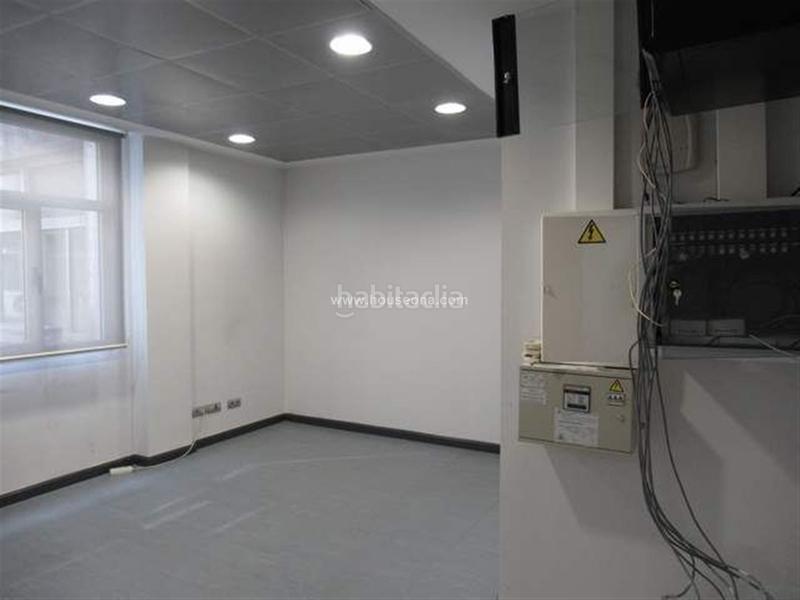 Foto 536f77f3-89e1-4876-ab75-91dd94655369. Miete büro in Ensanche - Moyua - Diputación Bilbao