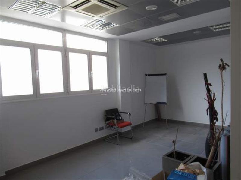 Foto 621546ad-5965-454c-885f-3d860973bbc8. Miete büro in Ensanche - Moyua - Diputación Bilbao