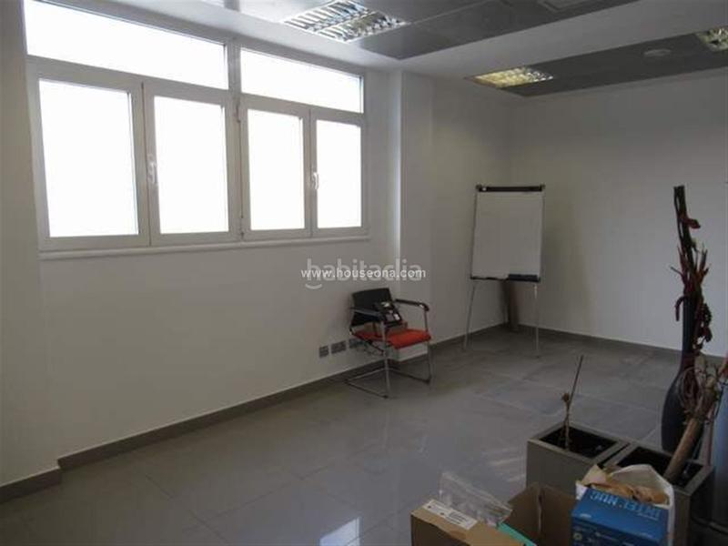 Foto c217cc40-0b36-42c9-b38c-c22bdb756837. Miete büro in Ensanche - Moyua - Diputación Bilbao