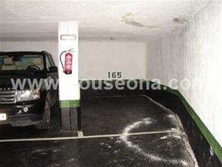Parking coche en Ensanche - Moyua - Diputación. Parcela de 13 m2 aprox.