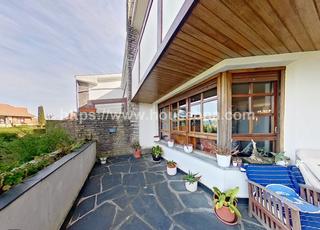 Casa a Mungia. Precioso chalet en el centro de la bilbaína