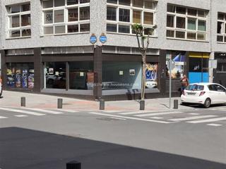 Local Comercial en San Pedro de Deusto - La Ribera