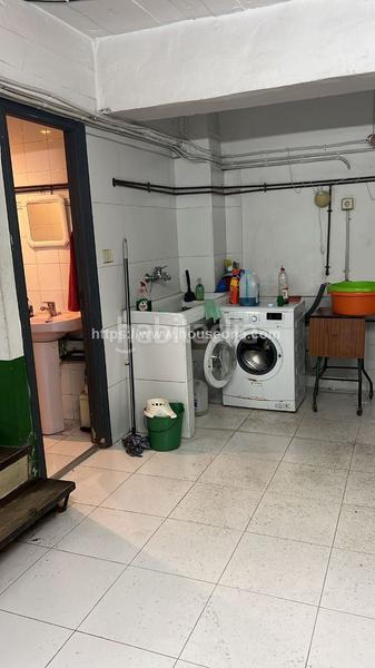 Foto bcc22ae3-2f21-41af-8acf-6038482d489e. Lloguer local comercial a Sabino Arana-Jesuitas Bilbao