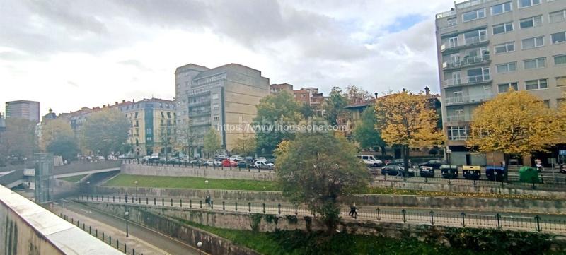 Foto 3e8d5e1f-cd02-484f-b608-8edca1e4c038. Location bureau avec chauffage dans Albia Bilbao