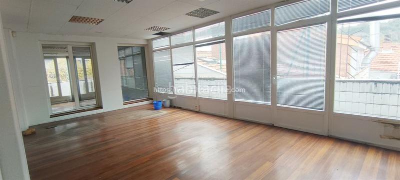 Foto 7f8f6198-3618-4037-9abb-040fac2a22a2. Location bureau avec chauffage dans Albia Bilbao