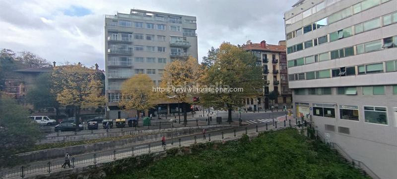 Foto cfd13770-0157-4c05-8091-b843939bdf3a. Location bureau avec chauffage dans Albia Bilbao