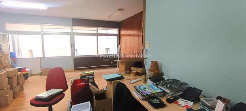 Foto 7cc4fd30-394a-4e81-9f72-f46ae2d7fb58. Alquiler oficina venta, alquiler u opción a compra de oficina en ledesma en Bilbao
