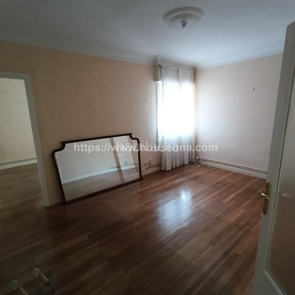 Foto 7c6c5ad8-061d-4f4b-8f80-f22e10a55d60. Flat with heating in Rontegui-Pormetxeta Barakaldo