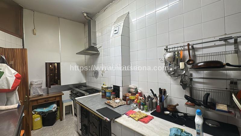 Foto 2bfc8b4b-6d39-4746-8f9e-4b8f009c80fe. Business premise in San Fransisco Bilbao