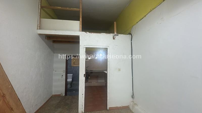 Foto c173c559-4996-4fc4-ad5f-f8e4ac6f8fe1. Local comercial a Zabalburu Bilbao