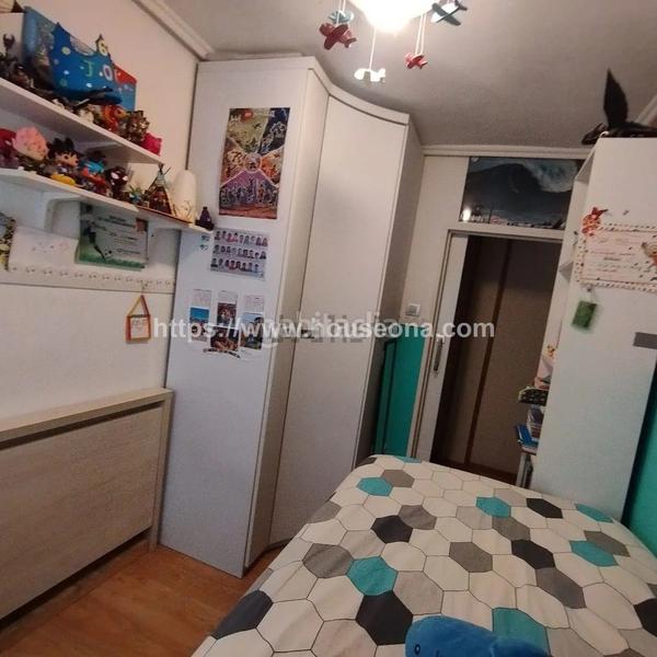 Foto 23b3f57c-1d6c-4dc2-8e94-bc1a19c11175. Appartamento in Santutxu-Basarrate Bilbao