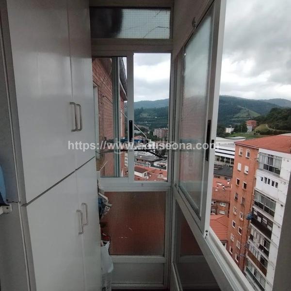Foto 098020a0-4666-445b-bfa7-9b91599d072e. Piso en Santutxu-Basarrate Bilbao