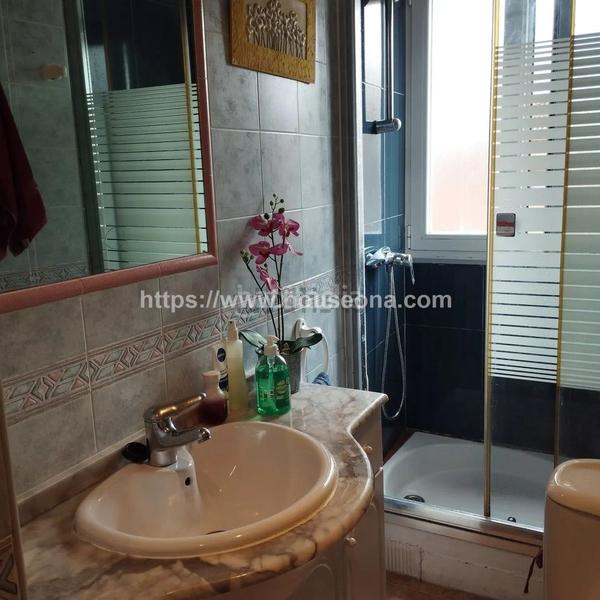 Foto 91e0fb8a-1799-4b82-9daf-80a59b87bc87. Piso en Santutxu-Basarrate Bilbao
