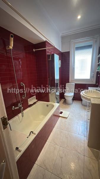 Foto e95f5cb3-4974-4d44-9065-d49ed194a965. Piso en Abandoibarra - Guggenheim Bilbao